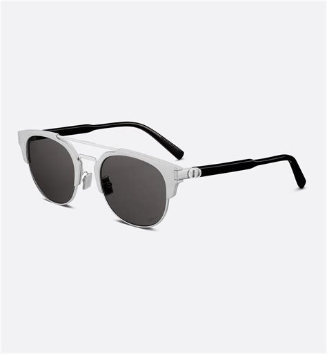 DIOR CD Icon R1U Sunglasses .